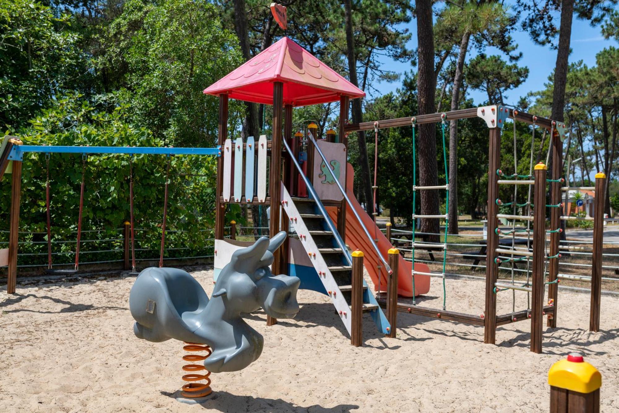 Parque De Campismo Orbitur Sao Jacinto Hotel Ngoại thất bức ảnh